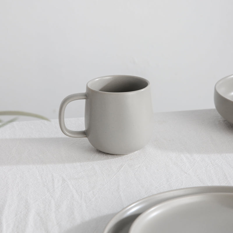 Minimalist Dinnerware-JAZZUPCO-JAZZUPCO